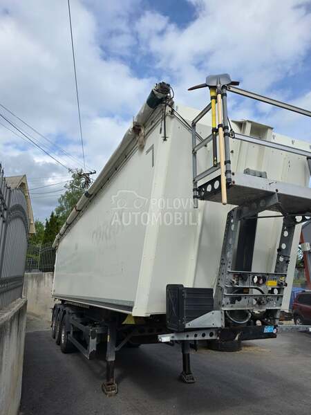 Schmitz Cargobull SKI 24