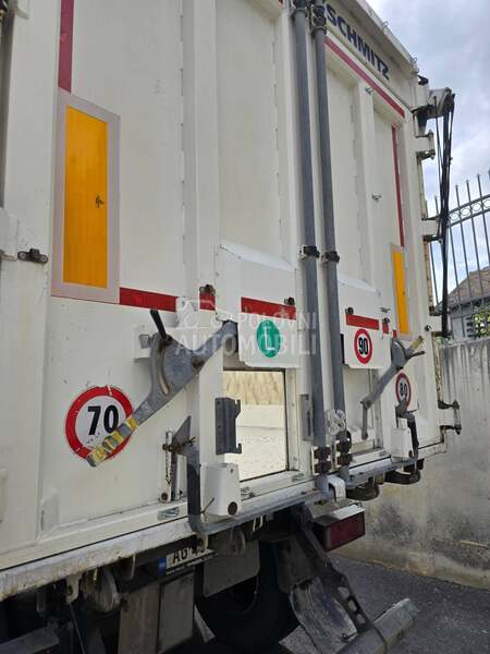 Schmitz Cargobull SKI 24