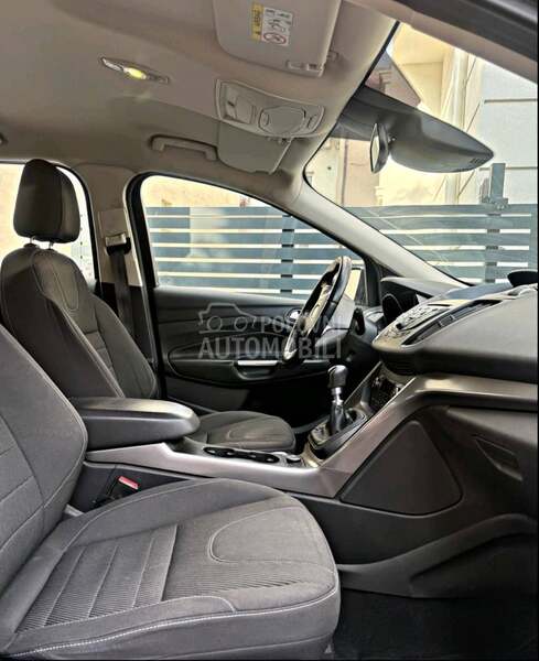 Ford Kuga 1.5 trend plus