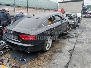 Audi A5 2010. god. -  kompletan auto u delovima