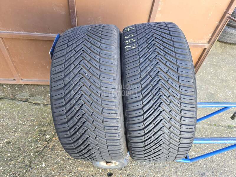 Continental 235/45 R17 Sve sezone