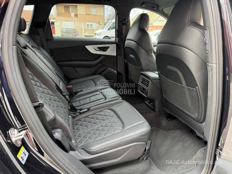 Audi Q7 50TDI S LINE