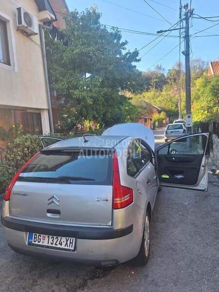Citroen C4 
