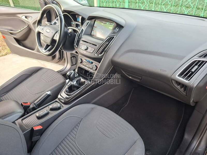 Ford Focus 2.0 TITANIUM