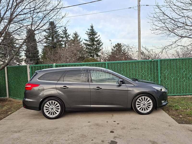Ford Focus 2.0 TITANIUM