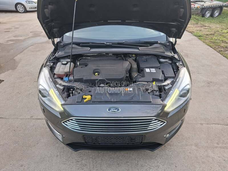Ford Focus 2.0 TITANIUM