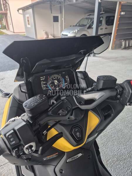Yamaha T MAX