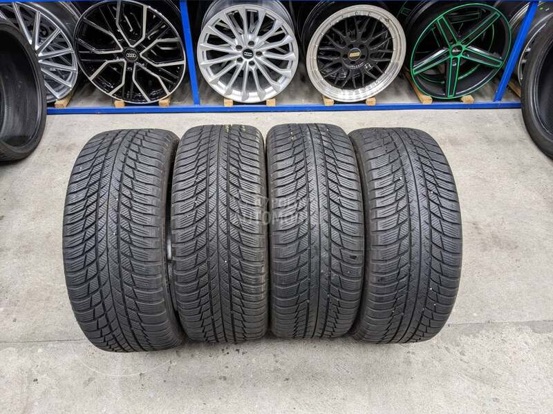 Bridgestone 225/50 R17 Zimska