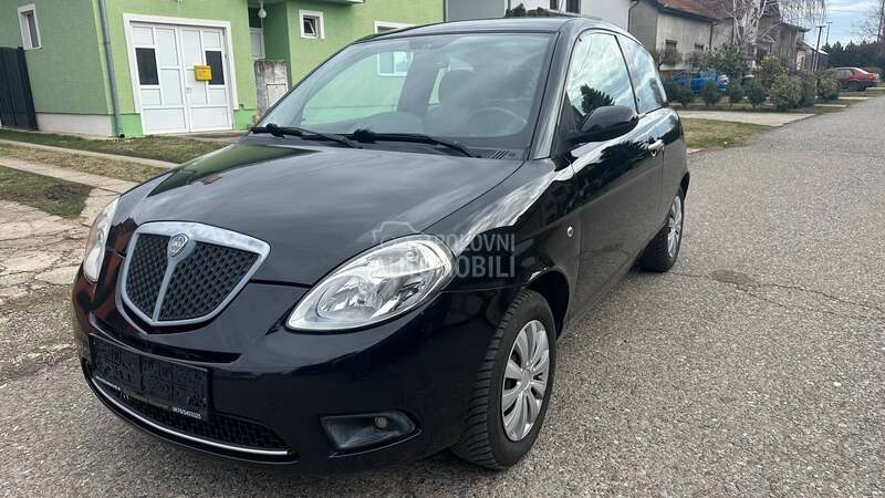 Lancia Ypsilon 1.2i