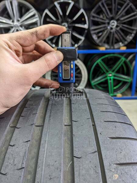 Pirelli 245/35 R20 Letnja