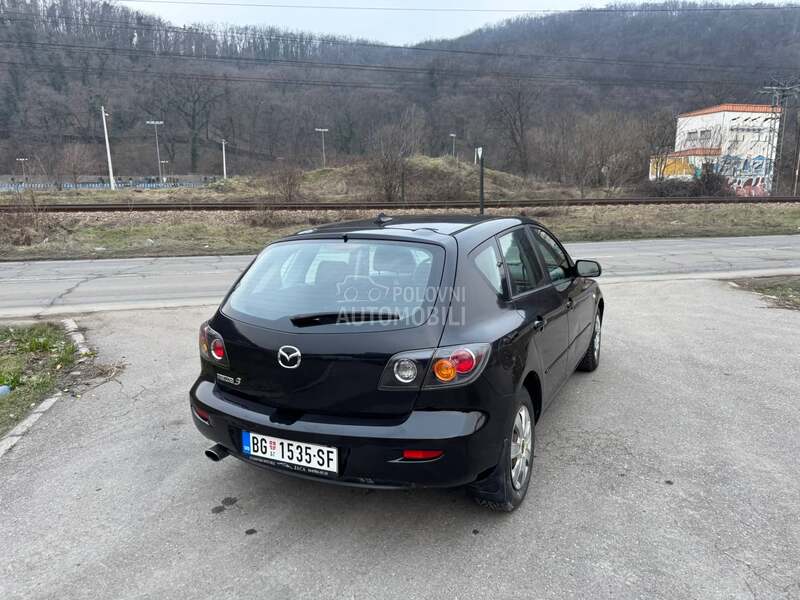 Mazda 3 1.6 B NOVA