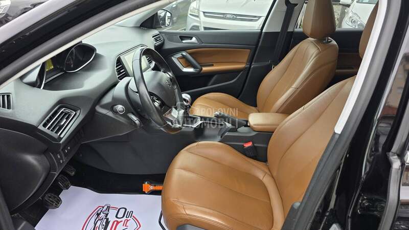 Peugeot 308 1560