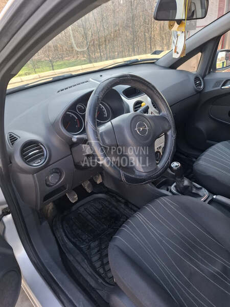 Opel Corsa D 