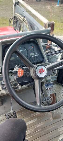 Massey Ferguson 6255