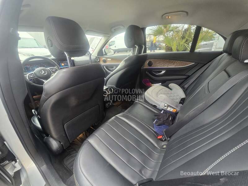 Mercedes Benz E 220 E220D 4MATIC