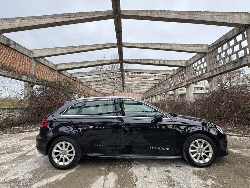 Audi A3 /LED/NAV/KOŽA/