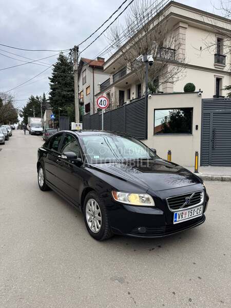 Volvo S40 