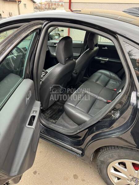 Volvo S40 