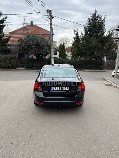 Volvo S40 