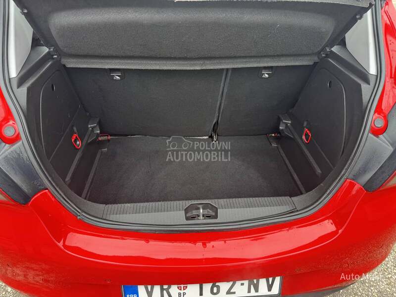 Opel Corsa E 1.0 turbo ECOTEC