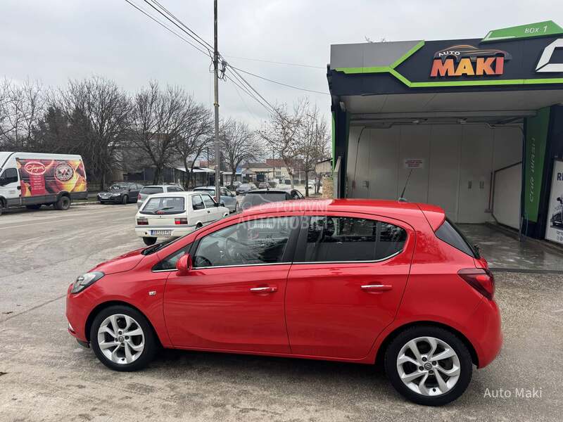 Opel Corsa E 1.0 turbo ECOTEC