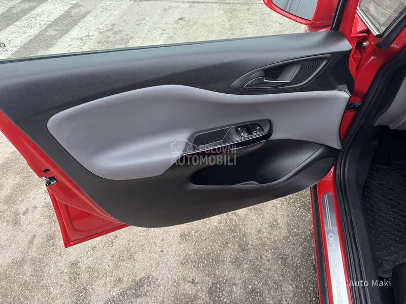 Opel Corsa E 1.0 turbo ECOTEC