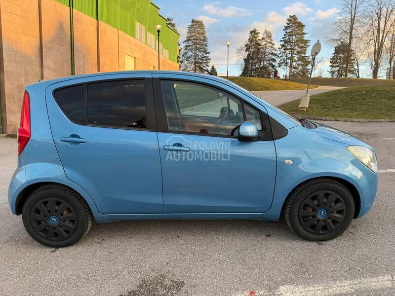 Opel Agila 
