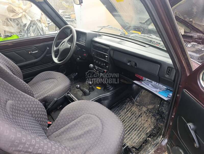 Lada Niva 