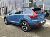 Volvo XC40 B3 PLUS DARK