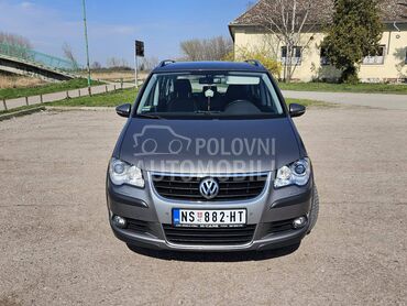 Volkswagen Cross Touran 2.0TDI
