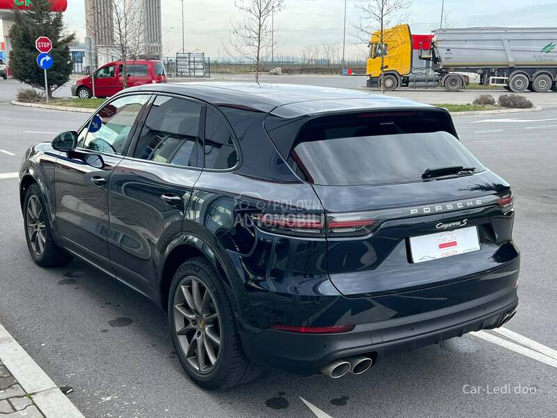 Porsche Cayenne S