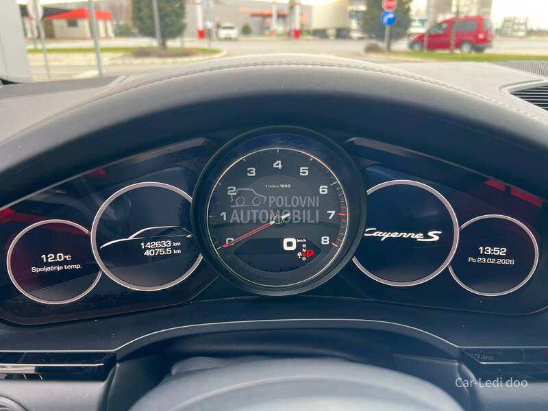 Porsche Cayenne S