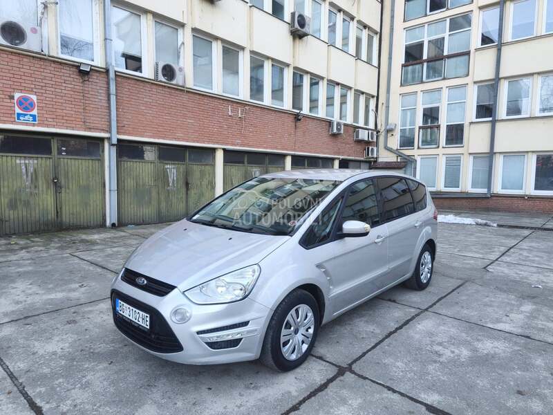 Ford S-Max 