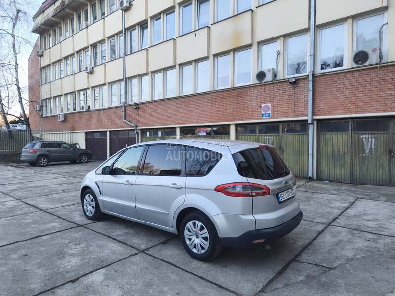 Ford S-Max 