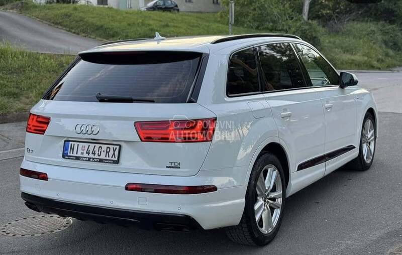 Audi Q7 