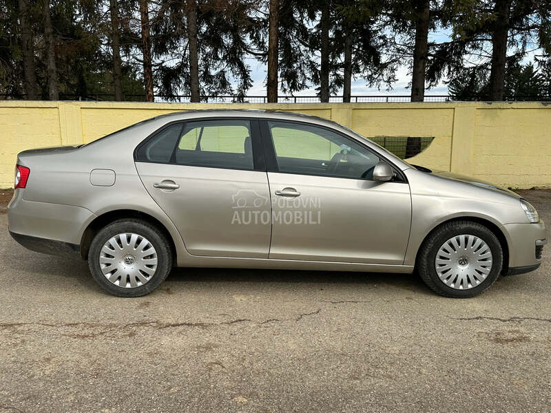 Volkswagen Jetta 