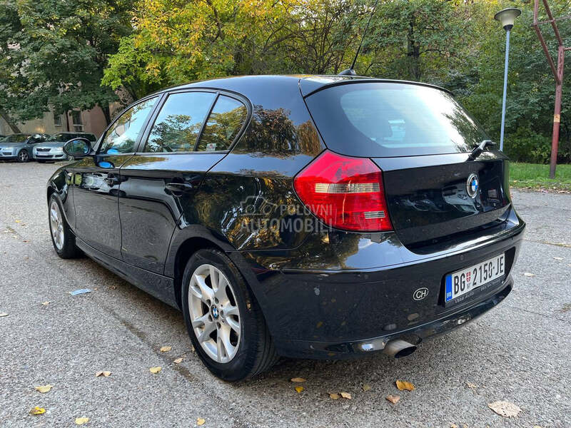 BMW 118 