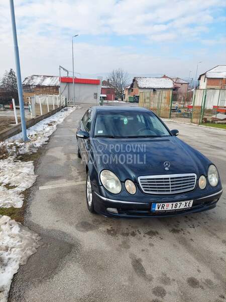 Mercedes Benz E 320 