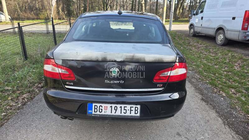 Škoda Superb 