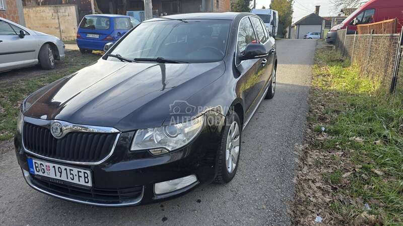 Škoda Superb 
