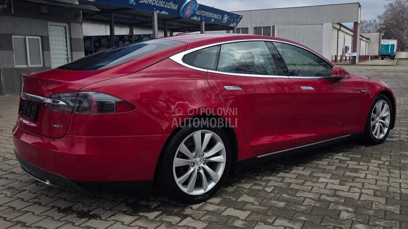 Tesla Model S S85D - 4x4 - MCU2