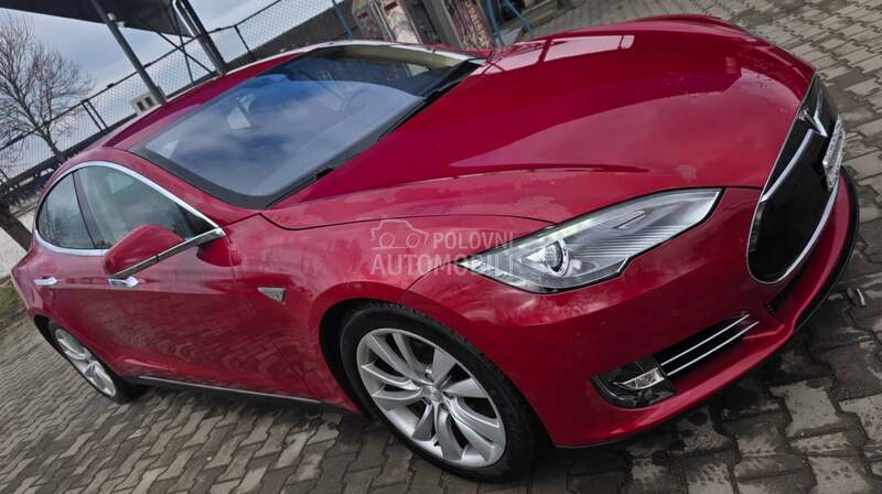 Tesla Model S S85D - 4x4 - MCU2