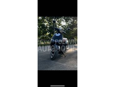 Xtreme Motors cruzer