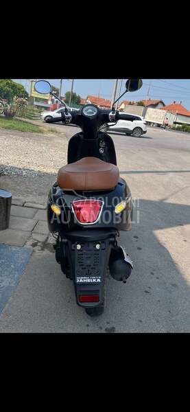 Xtreme Motors cruzer