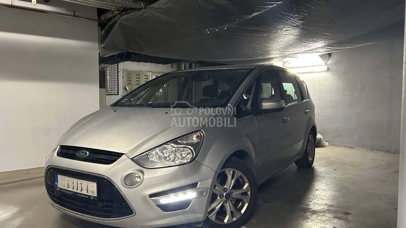 Ford S-Max 