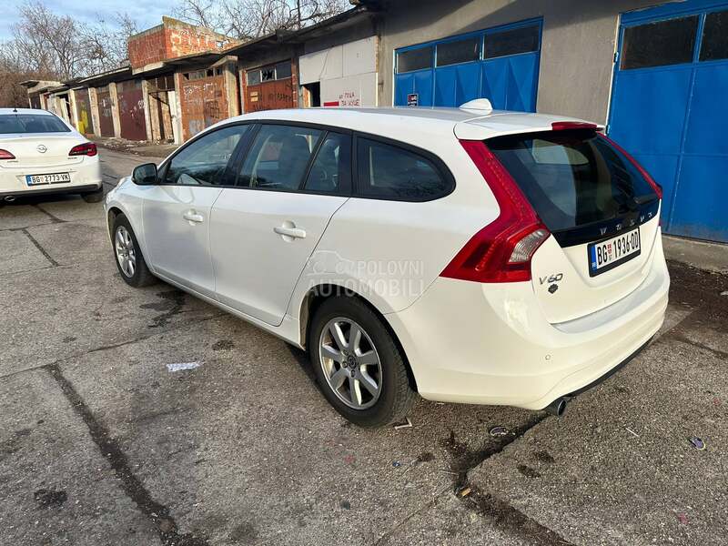 Volvo V60 