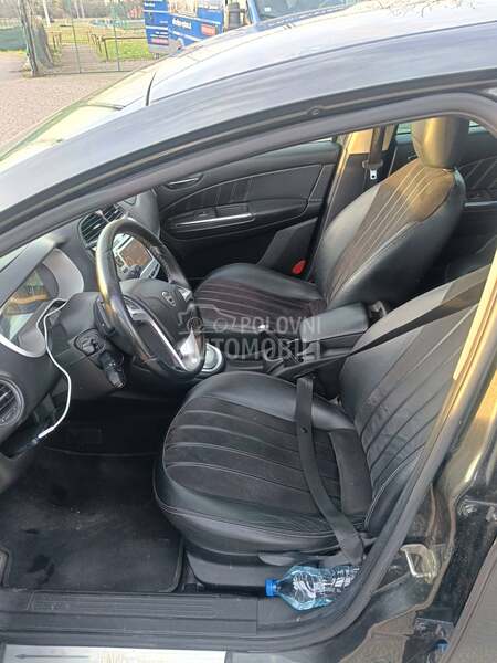 Lancia Delta 1.6mjet