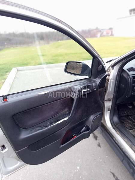 Opel Astra G 
