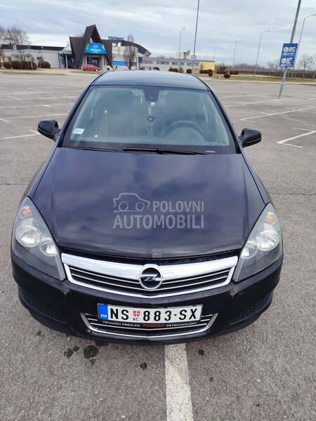 Opel Astra H 111