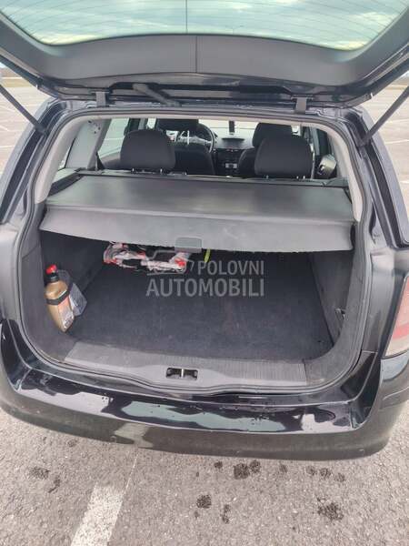 Opel Astra H 111
